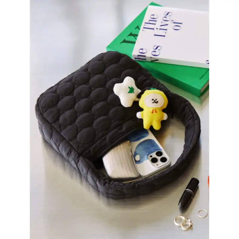 BT21 - Winter Quilted Hobo Bag - LINE FRIENDS - Hobo Bag - Harumio