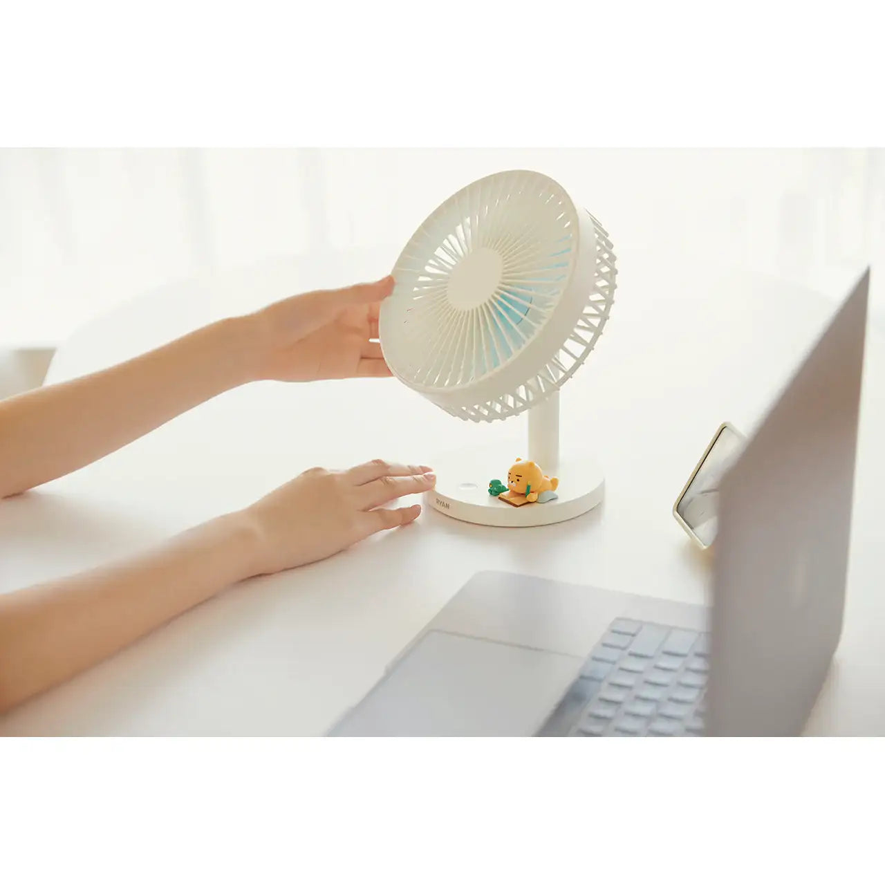 Kakao Friends - Ryan Desk Fan - Kakao Friends - Accessories - Harumio