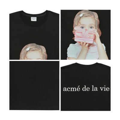 ADLV - Baby Face with Gift Short Sleeve T-Shirt