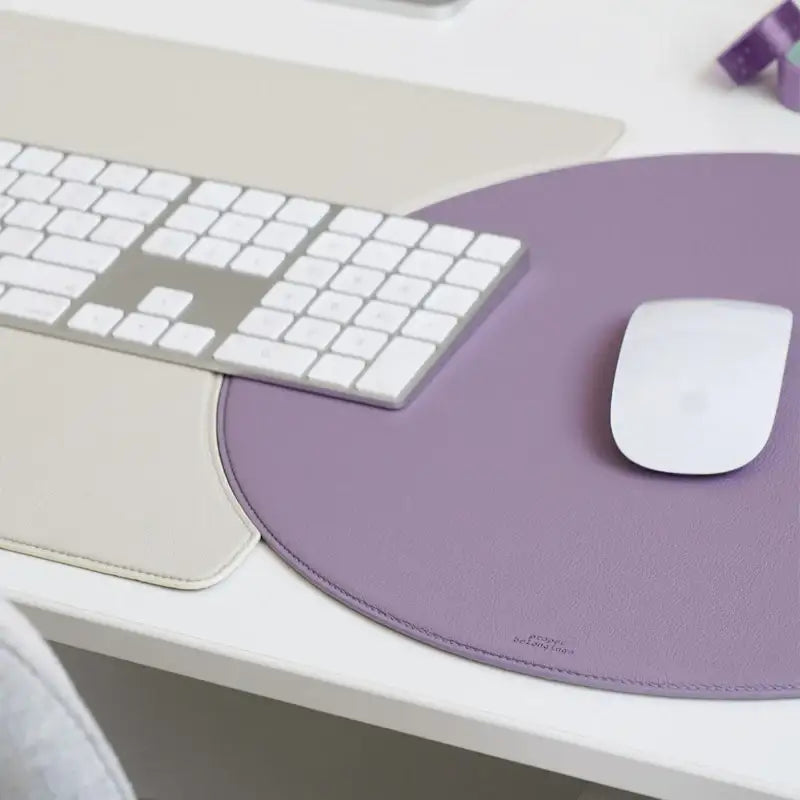 proper belongings - Desk Mat - proper belongings - Desk Mat - Harumio