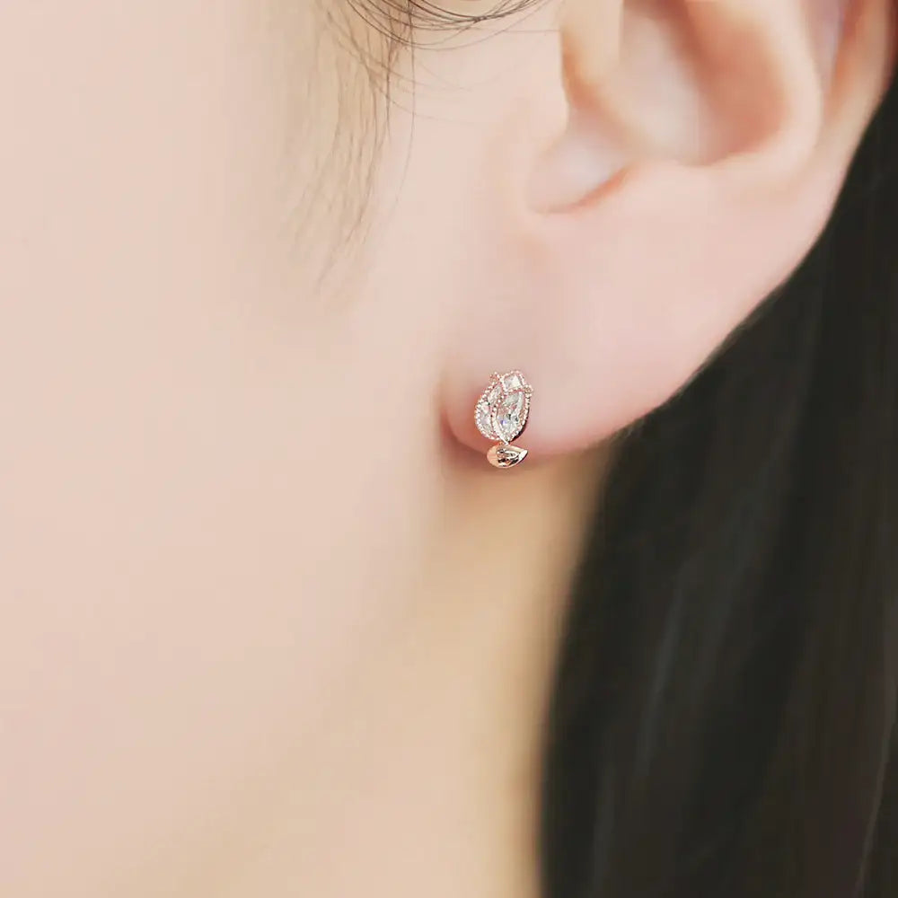 OST - Fresh White Flower Rose Gold Ear Pierce - OST - Jewelry - Harumio
