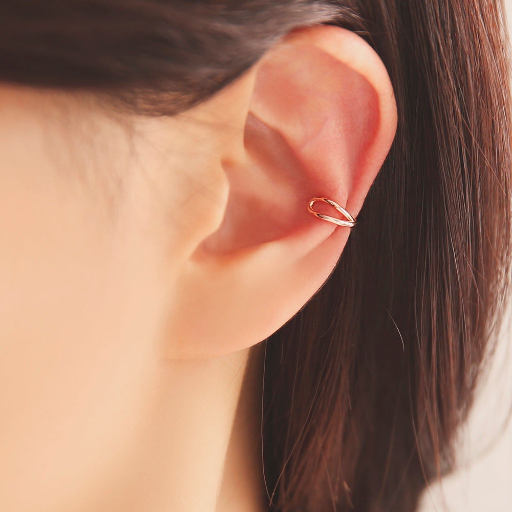 OST - X-line Ear Cuff