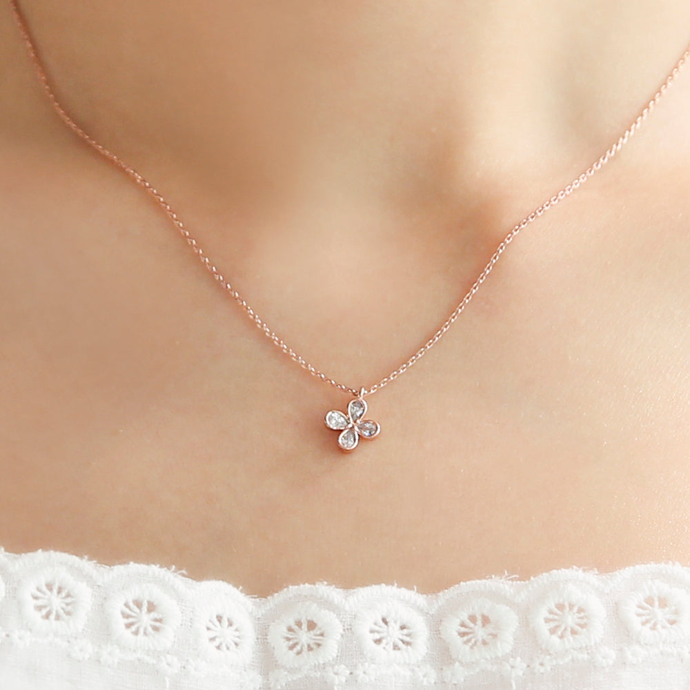 OST - Lucky Shamrock Rose Gold Necklace