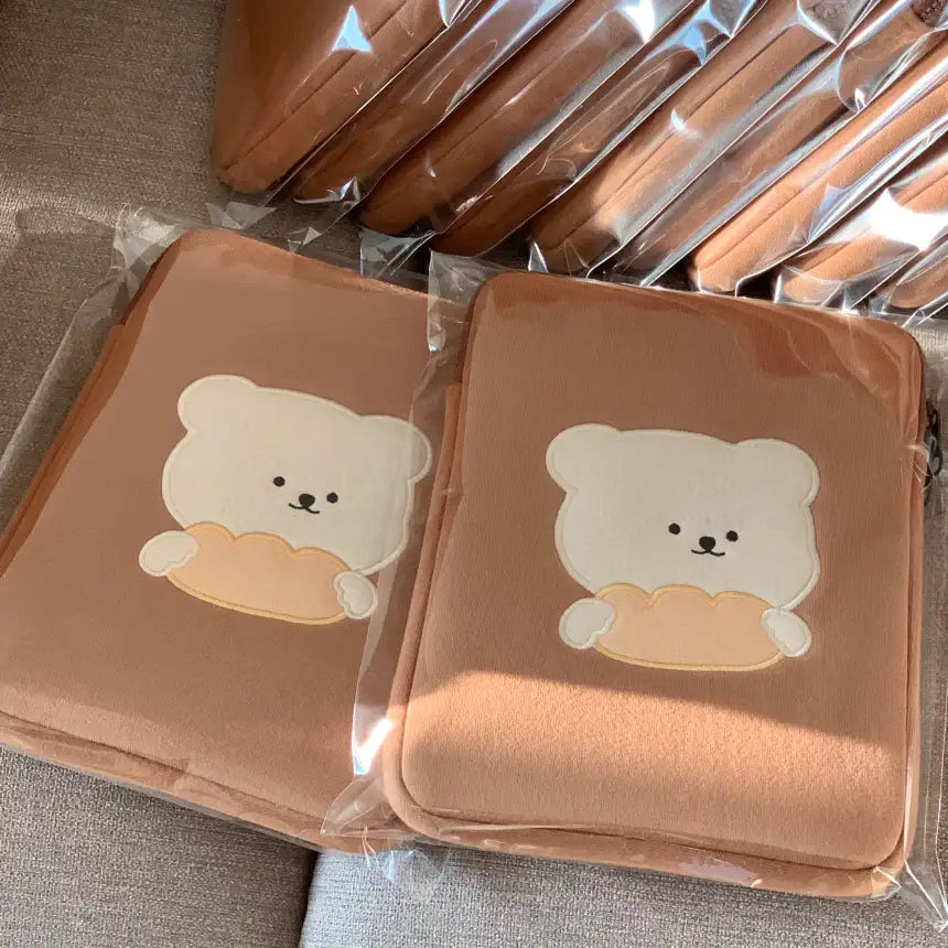 Bamtoree Bear - Bread Laptop Pouch - Bamtoree Bear - Accessories - Harumio