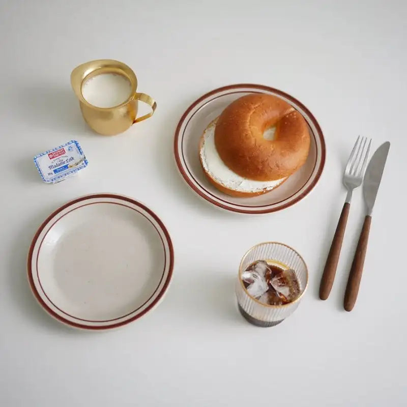 Somkist - New York Retro Round Plate - Somkist - Home & Living - Harumio