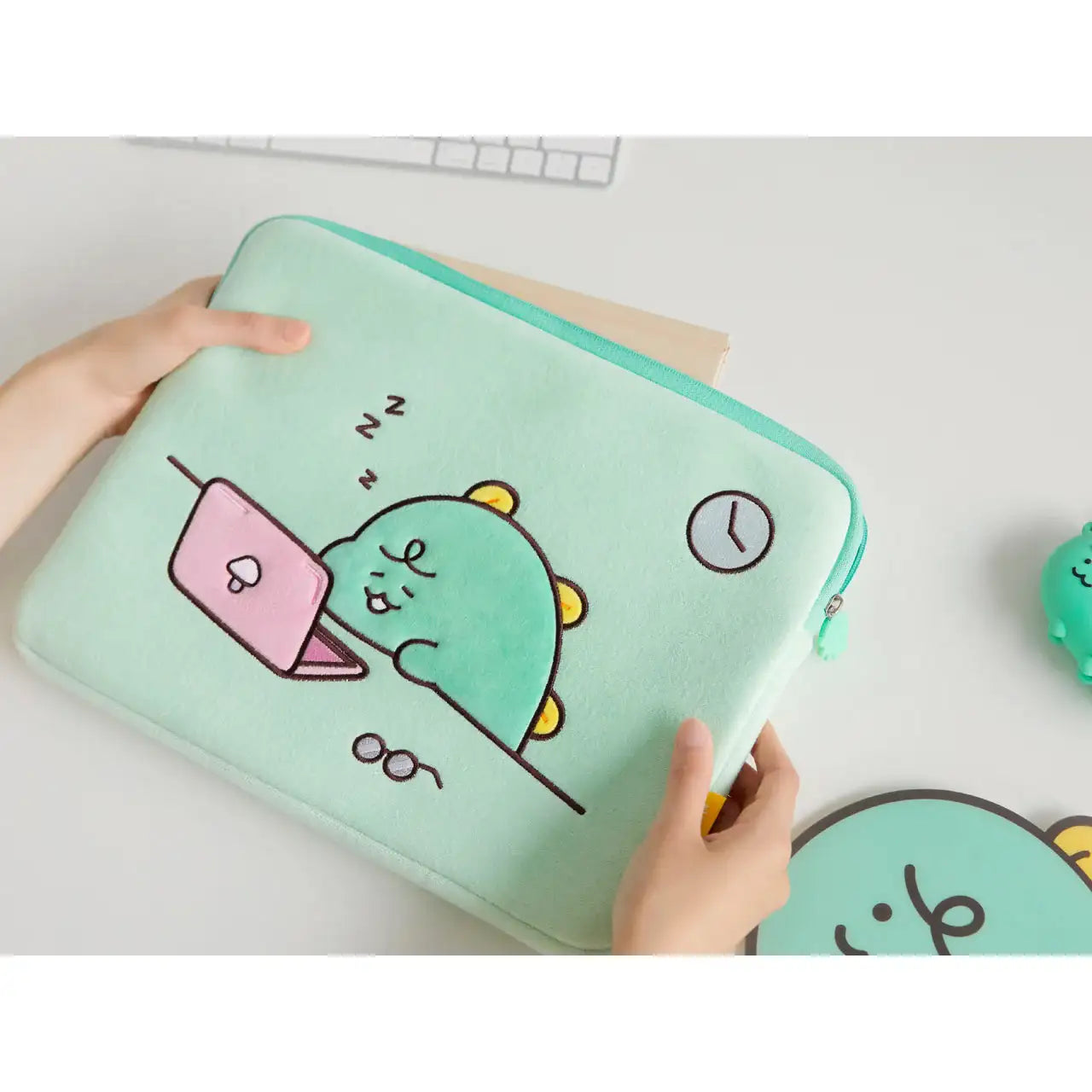 Kakao Friends - Jordy Laptop Pouch - Kakao Friends - Accessories - Harumio
