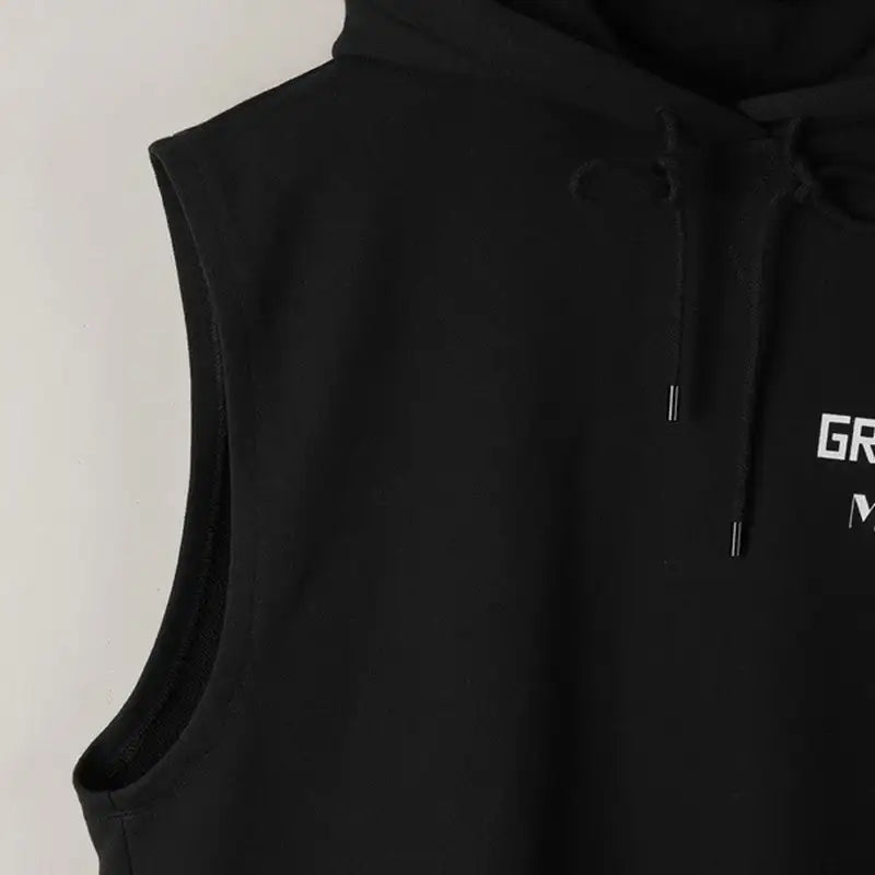LM X RAVI - Sleeveless Hooded Sweatshirt - LUCKY MARCHÉ - Clothing - Harumio