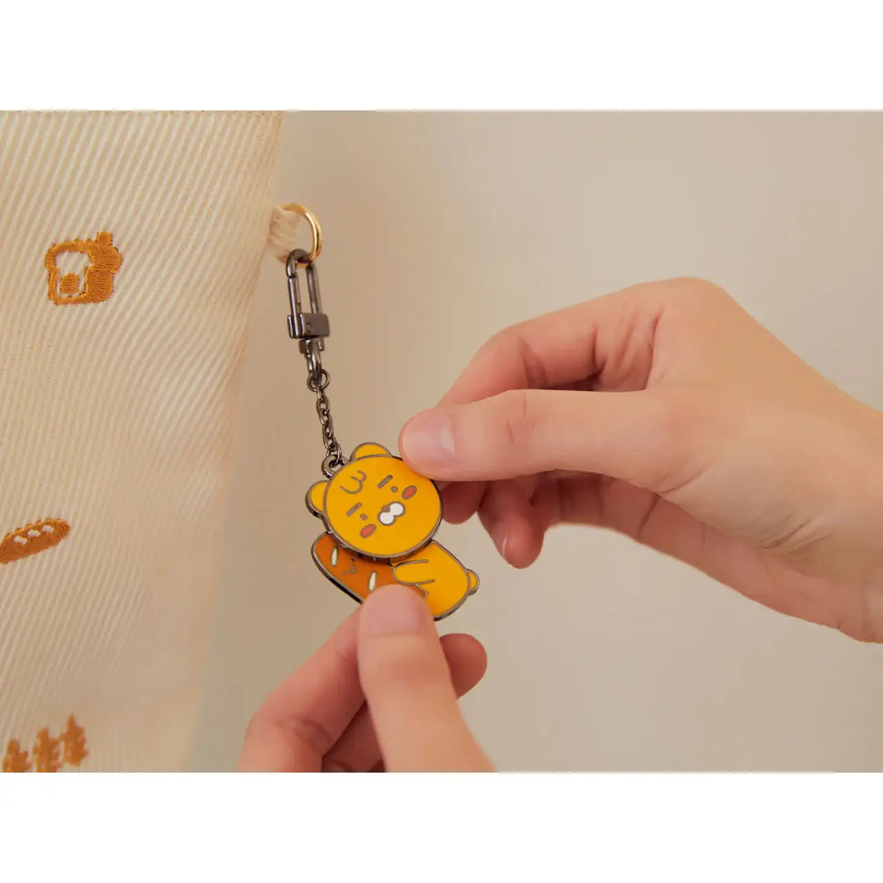 Kakao Friends - Yum Yum Movable Keyring - Kakao Friends - Accessories - Harumio