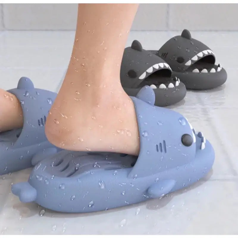 Maisonde Blank - Shark Bathroom Slippers - Maisonde Blank - Footwear - Harumio