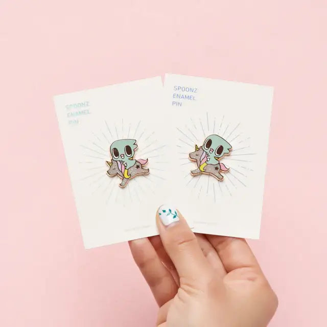 Spoonz x NU'EST - Glitter Enamel Pin - Spoonz x NU'EST - Accessories - Harumio
