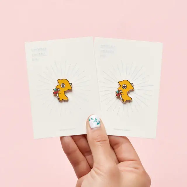 Spoonz x NU'EST - Glitter Enamel Pin - Spoonz x NU'EST - Accessories - Harumio