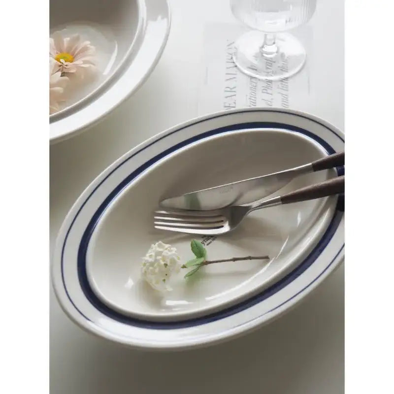 Syracuse - Maple Line Blue Oval Plate 25.5cm