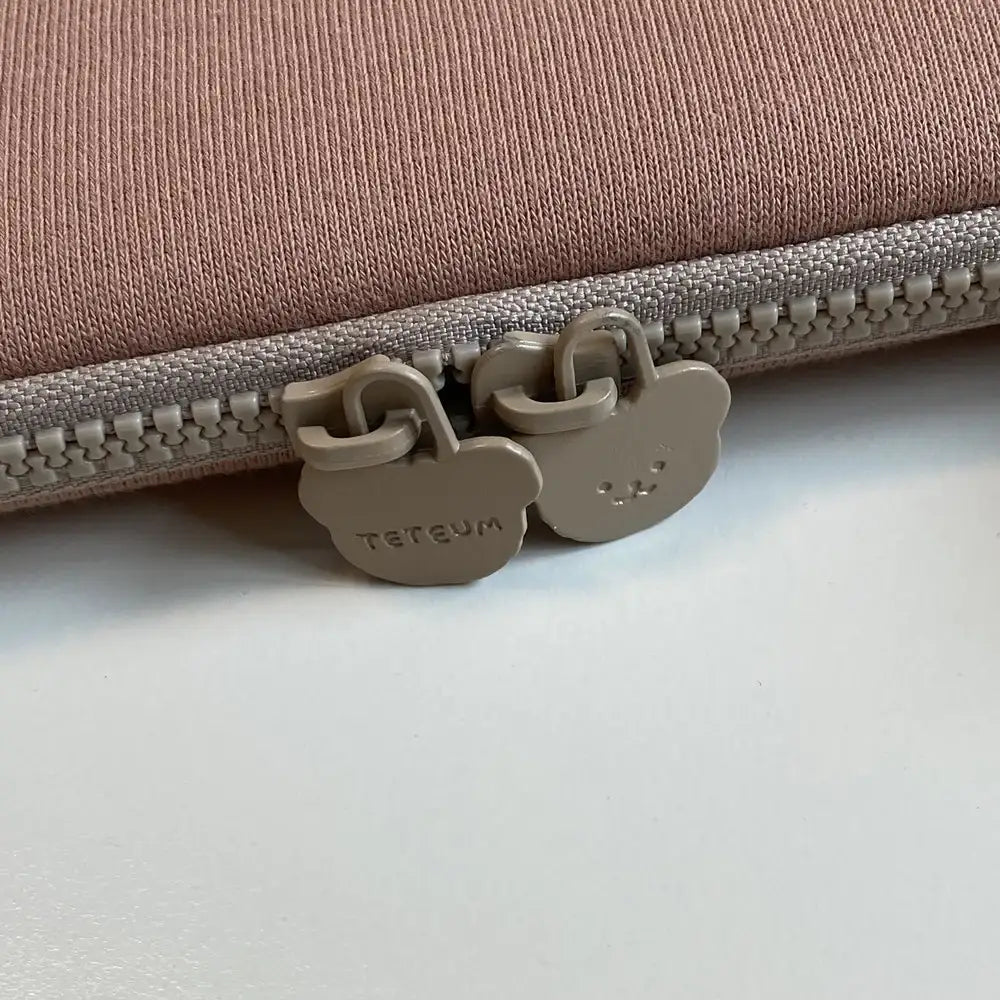 Teteum - Bebe iPad Pouch - Teteum - Accessories - Harumio