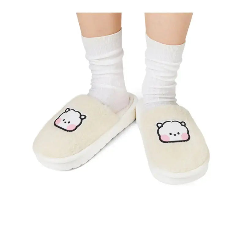 BT21 - Minini Big Face Boucle Slippers - LINE FRIENDS - Footwear - Harumio