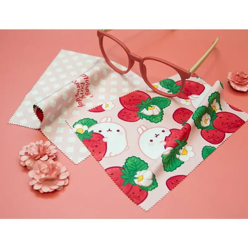 Molang - Glasses Cleaning Case Set - Spring Strawberry - Molang - Accessories - Harumio