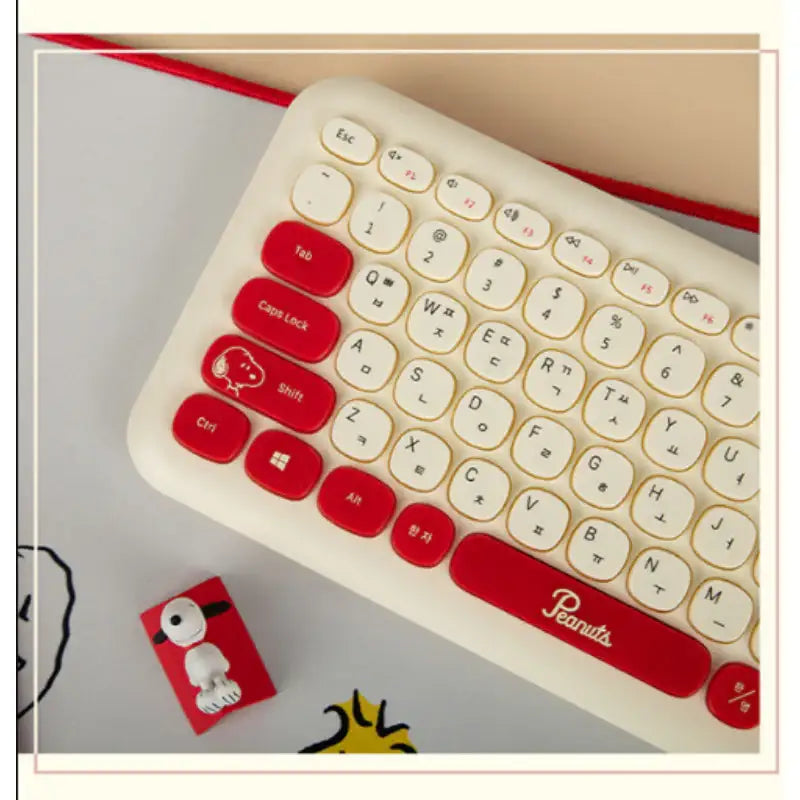 Royce X Peanuts - Snoopy 2022 Multi-Pairing Wireless Bluetooth Keyboard - Royce - Keyboard - Harumio