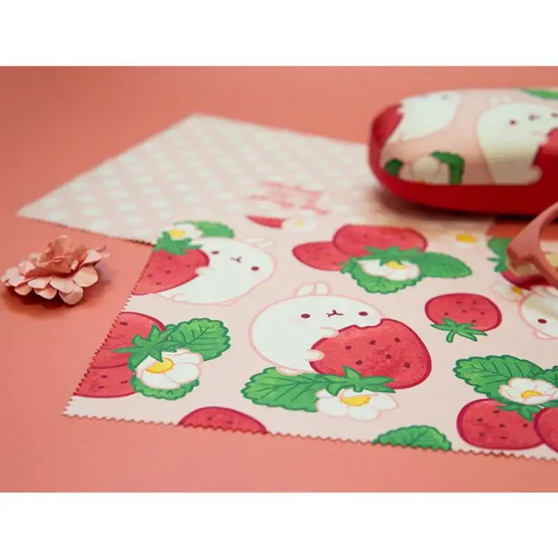 Molang - Glasses Cleaning Case Set - Spring Strawberry - Molang - Accessories - Harumio