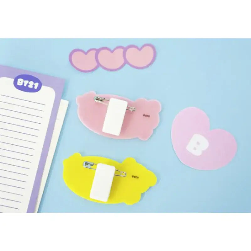BT21 - Minini Acrylic Pin Badge - BT21 - Accesories - Harumio