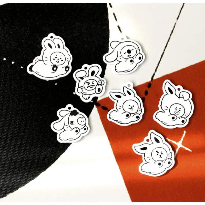 Monopoly x BT21 - Acrylic Simple Keyring - Black Rabbit - Monopoly - Accessories - Harumio