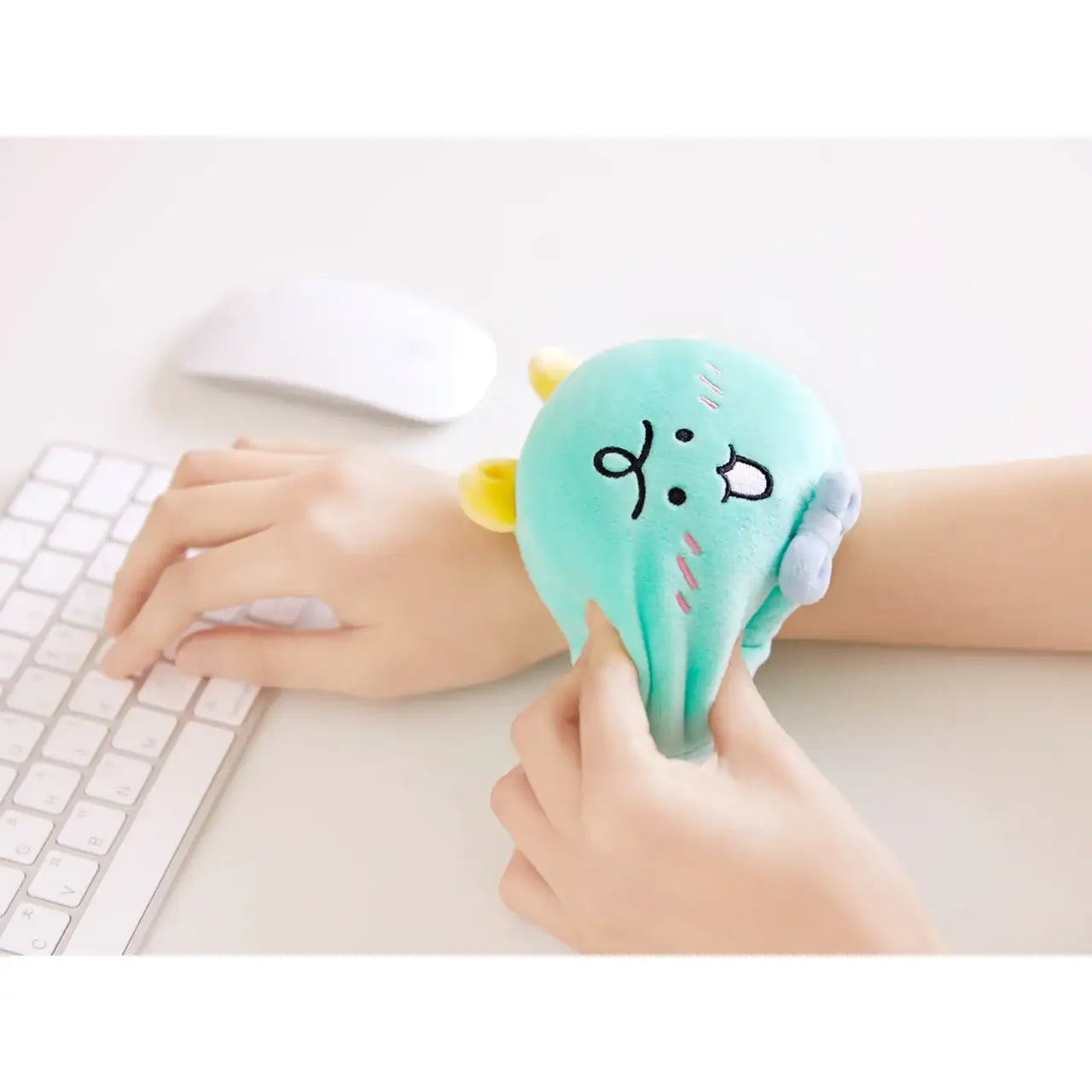 Kakao Friends - Wrist Cushion - Kakao Friends - Accessories - Harumio