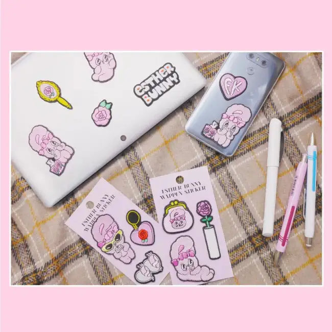 Esther Bunny - Wappen Sticker - Esther Bunny - Accessories - Harumio