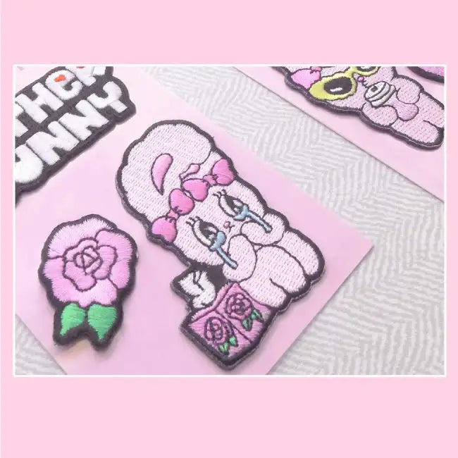 Esther Bunny - Wappen Sticker - Esther Bunny - Accessories - Harumio