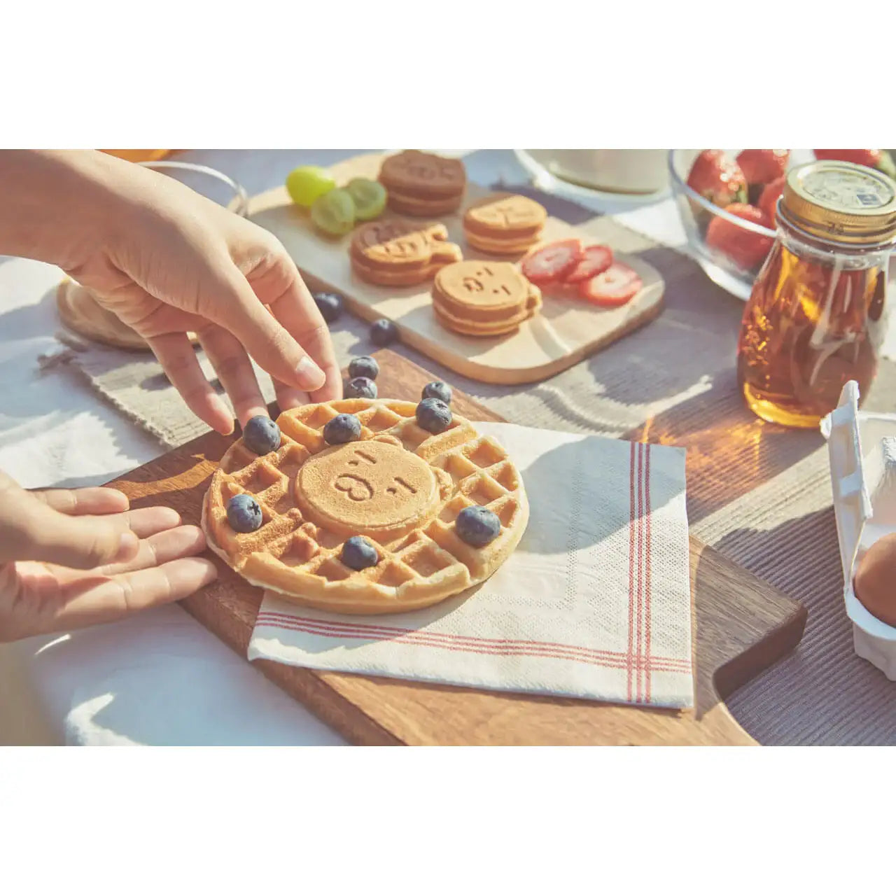 Kakao Friends - Friends Waffle Maker - Kakao Friends - Accessories - Harumio