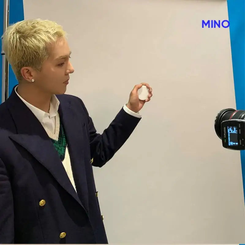 WINNER - The Circle - Mirror Grip Holder - WINNER - Accessories - Harumio