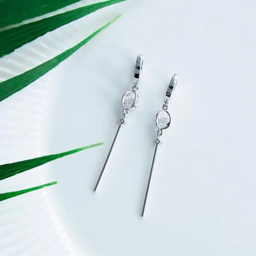 CLUE - Alli Cooling Cubic Ice Bar One-Touch Silver Earring - CLUE - Jewelry - Harumio