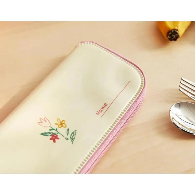 Korean Swan Lake - Cutlery Case - Modern House - Cutlery - Harumio