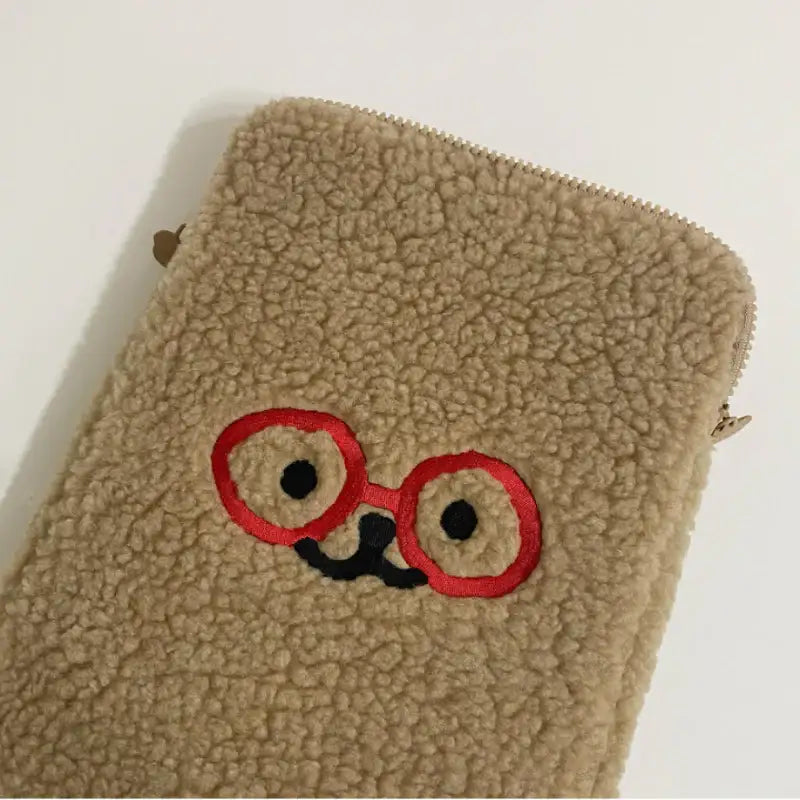 Teteum - Bebe Fluffy iPad Pouch - Teteum - iPad Pouch - Harumio