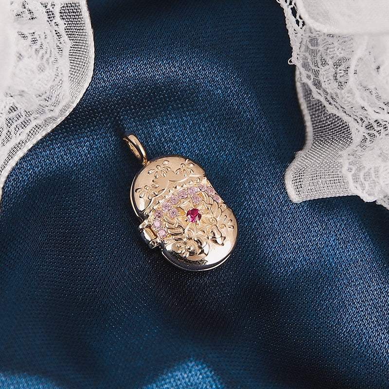 Saint Tail x Clue - Saint Cross Wings 10k Gold Pendant - CLUE - Jewelry - Harumio