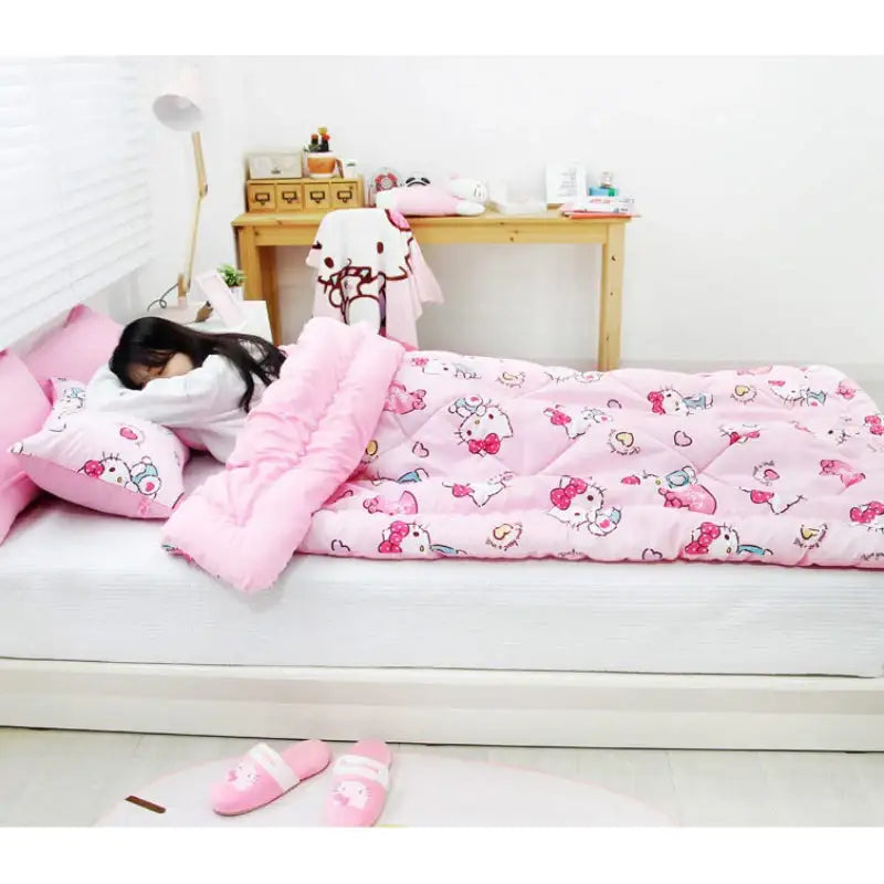 NARA HOME DECO X Hello Kitty - Heartholic Bedding Set Of 2 - NARA HOME DECO - Bedding Set - Harumio