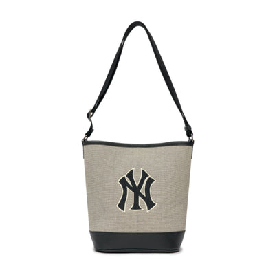 MLB KOREA New York Yankees Diamond Monogram Fur Hobo Bag, White