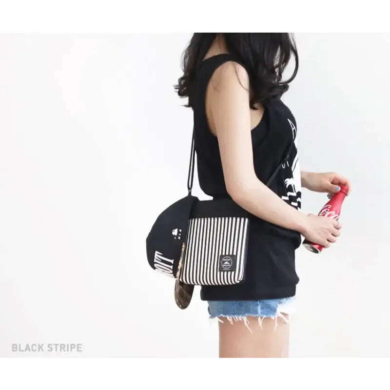 Iconic - Tripping Cross Bag - Iconic - Bags - Harumio