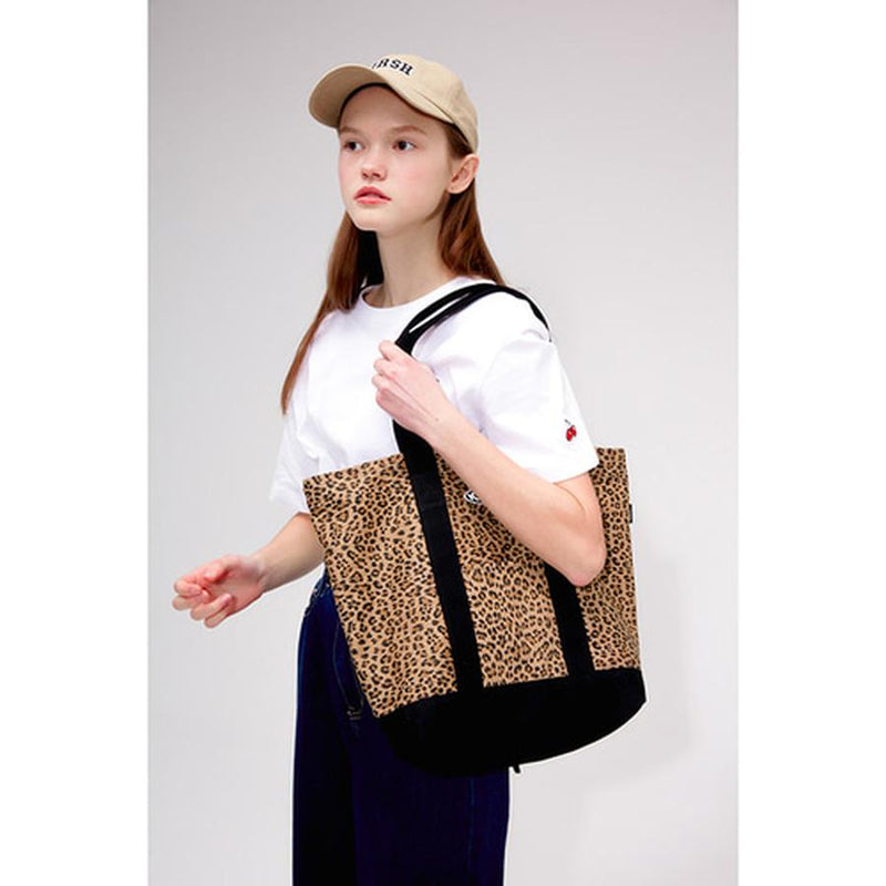Kirsh - Pocket Shoulder Bag - Leopard