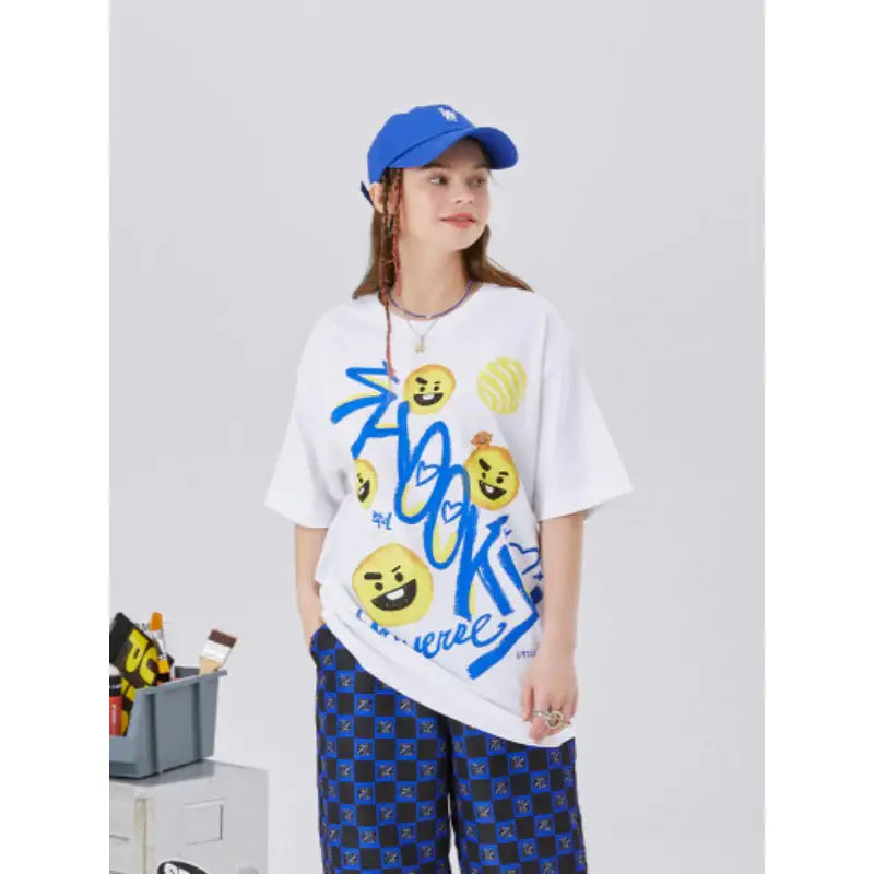 BT21 - Utopia Short Sleeve T-shirt - LINE FRIENDS - T-Shirt - Harumio