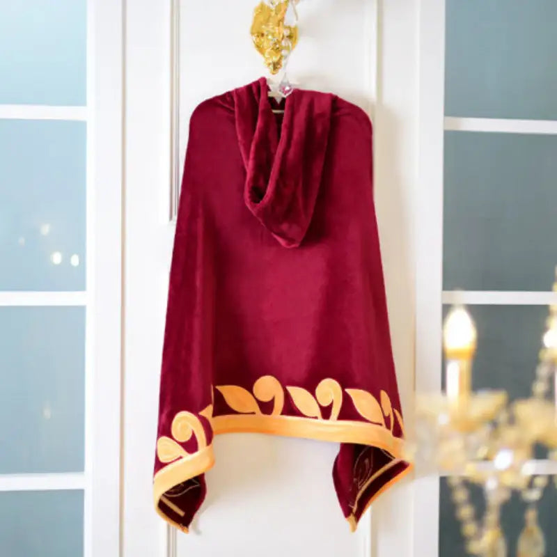 The Reason Why Raeliana Ended Up at the Duke's Mansion - Hooded Blanket - D&C WEBTOON Biz - Clothing - Harumio