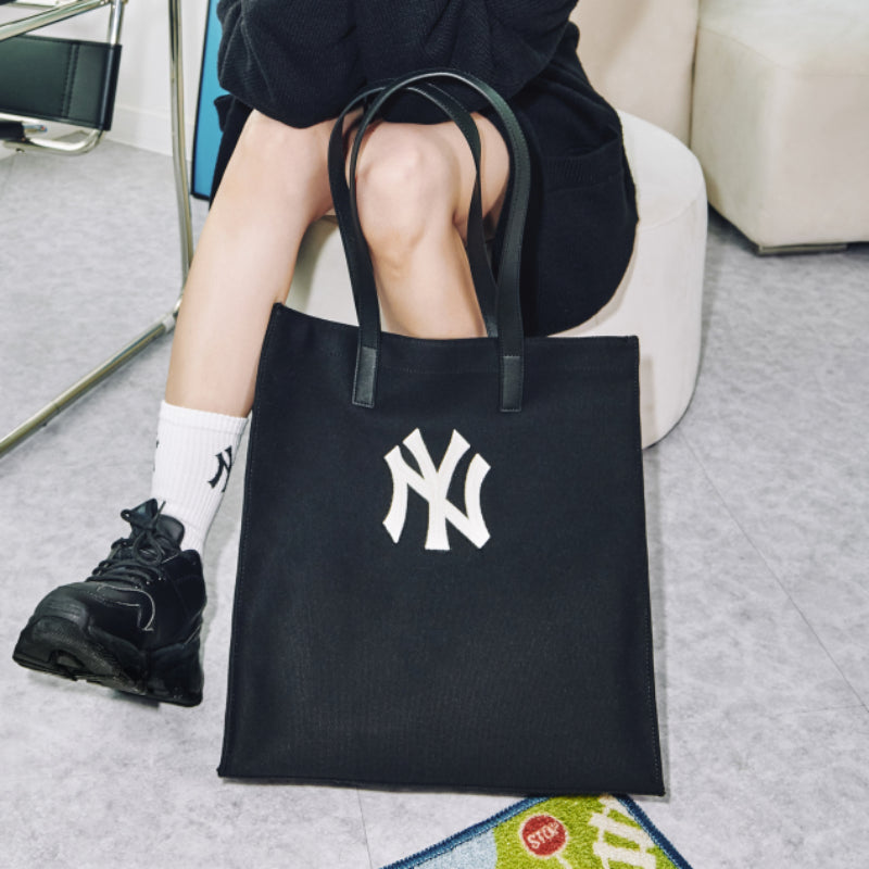 MLB Korea - New York Yankees Canvas Tote Bag