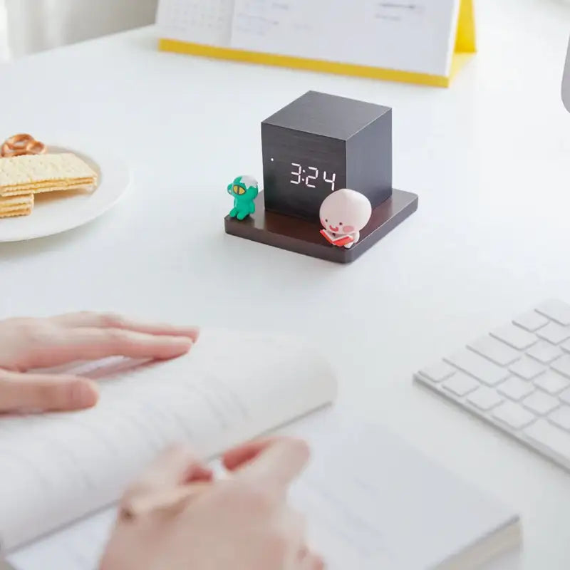 Kakao Friends - Led Table Clock - Kakao Friends - Accessories - Harumio