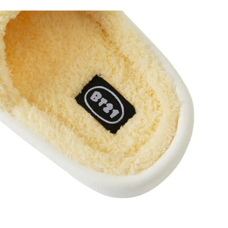 BT21 - Minini Big Face Boucle Slippers - LINE FRIENDS - Footwear - Harumio