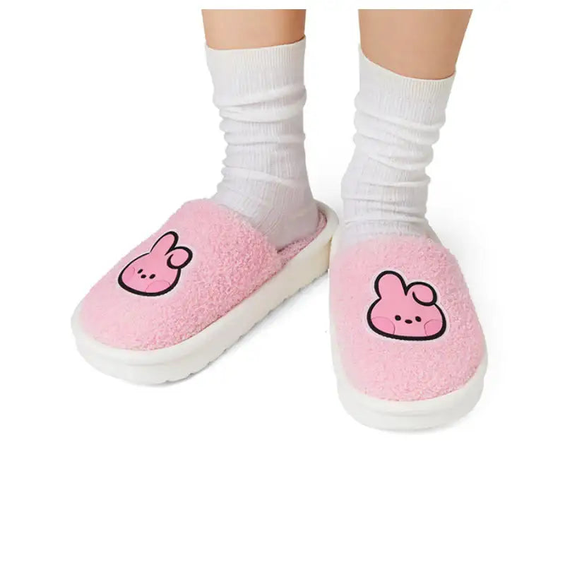 BT21 - Minini Big Face Boucle Slippers - LINE FRIENDS - Footwear - Harumio