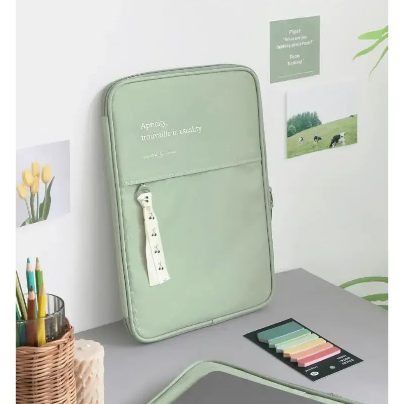 Iconic - Cottony iPad Pouch - Iconic - iPad Pouch - Harumio