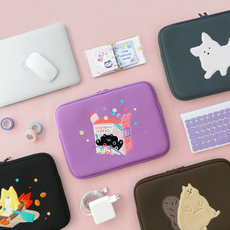 Iconic - Merry Notebook Pouch