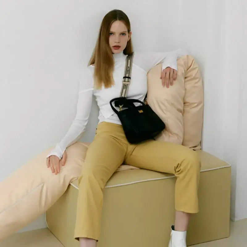 CARLYN - Tofu - CARLYN - Handbags - Harumio