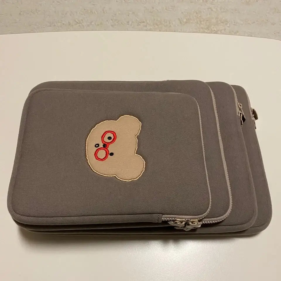 Teteum - Bebe Oing Laptop Pouch - Teteum - Accessories - Harumio