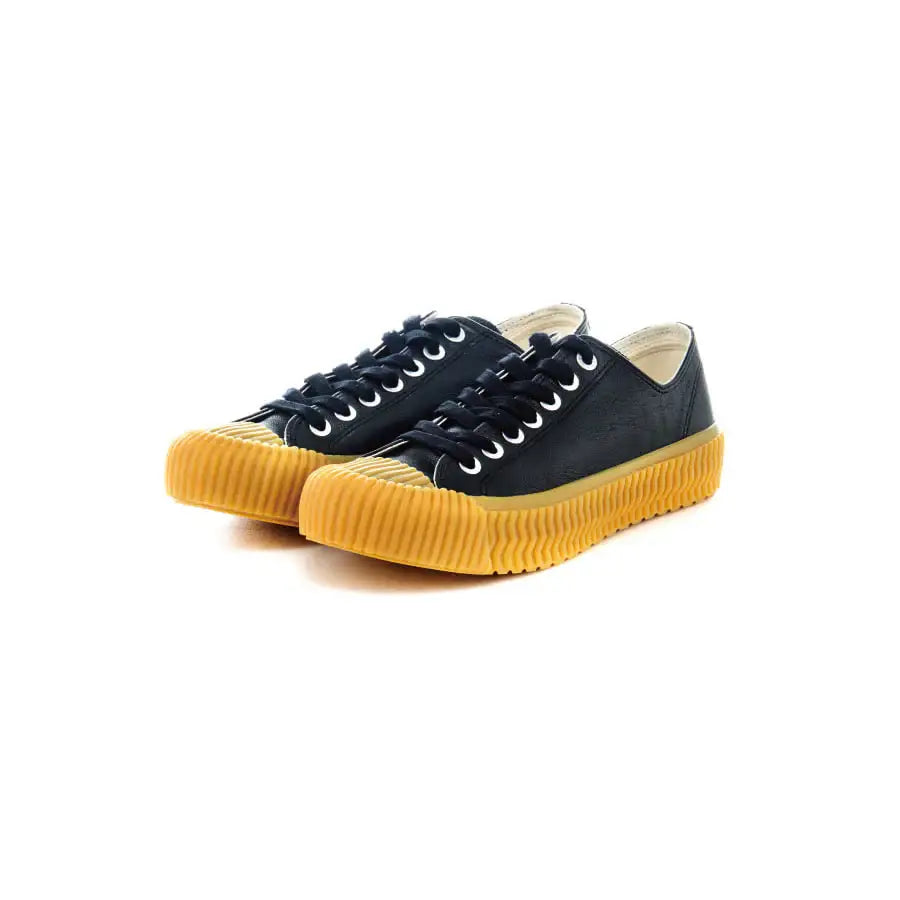 EXCELSIOR BOLT Low-Top Goat Leather - Black/Gum - EXCELSIOR - Sneakers - Harumio