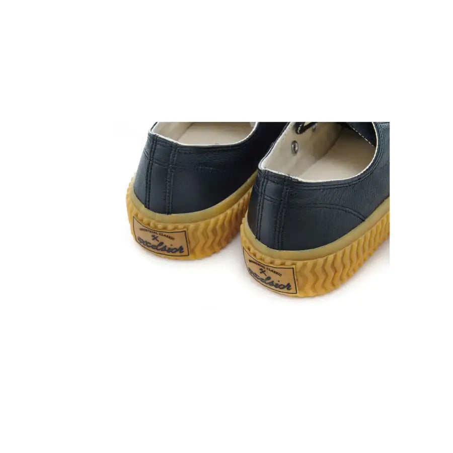 EXCELSIOR BOLT Low-Top Goat Leather - Black/Gum - EXCELSIOR - Sneakers - Harumio