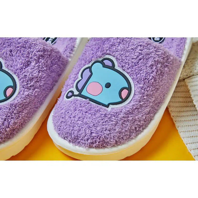 BT21 - Minini Big Face Boucle Slippers - LINE FRIENDS - Footwear - Harumio