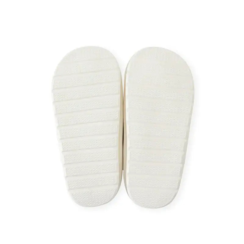 BT21 - Minini Big Face Boucle Slippers - LINE FRIENDS - Footwear - Harumio